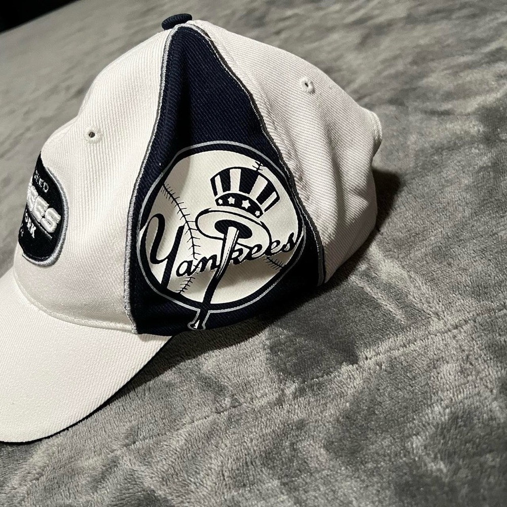 Yankees hat - Picture 6 of 7